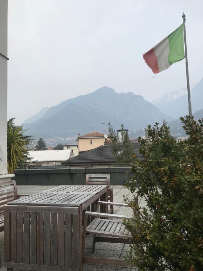 B&B " Guzzi - Inn " Mandello del Lario Exteriör bild